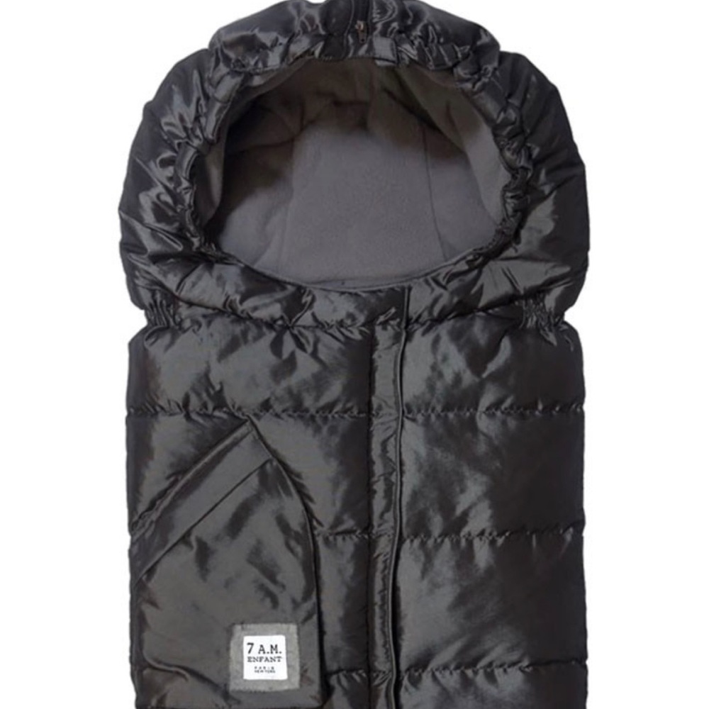 7am Enfant Blanket with fleece lining. 7am Infant Black Stroller. NWOT